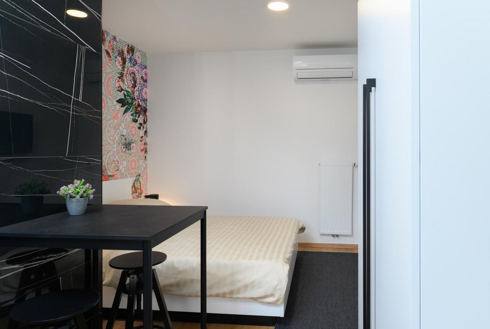 Lilija Apartments Trzin 外观 照片