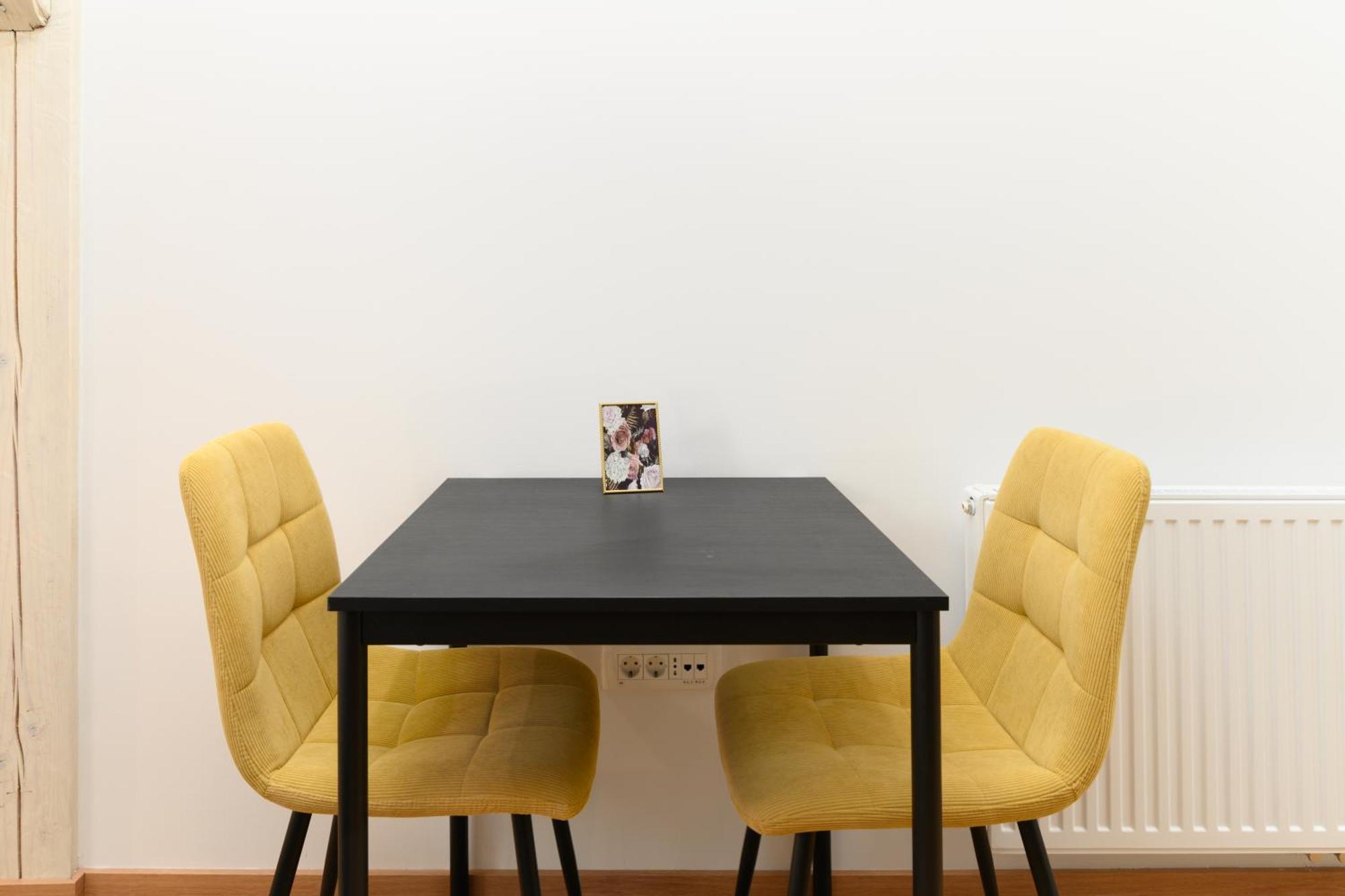 Lilija Apartments Trzin 外观 照片