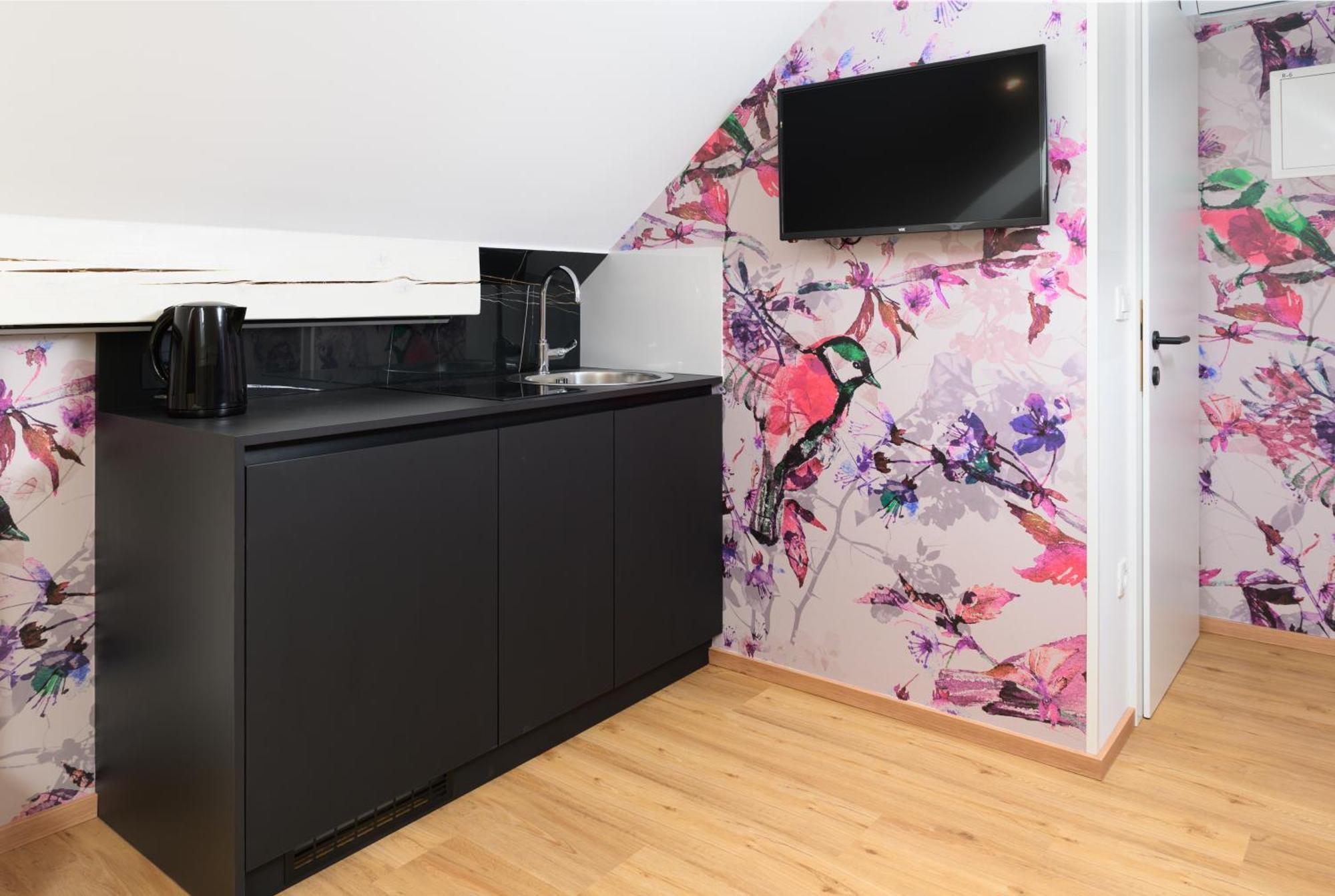 Lilija Apartments Trzin 外观 照片